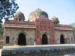 Humayun Tomb Complex - Isa Khan's Mosque