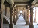 Quwwat-ul-Islam Mosque - Corridors with Hindu temple pillars