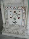 Diwan-i-Khas - Lower parts of the piers are inlaid with floral designs